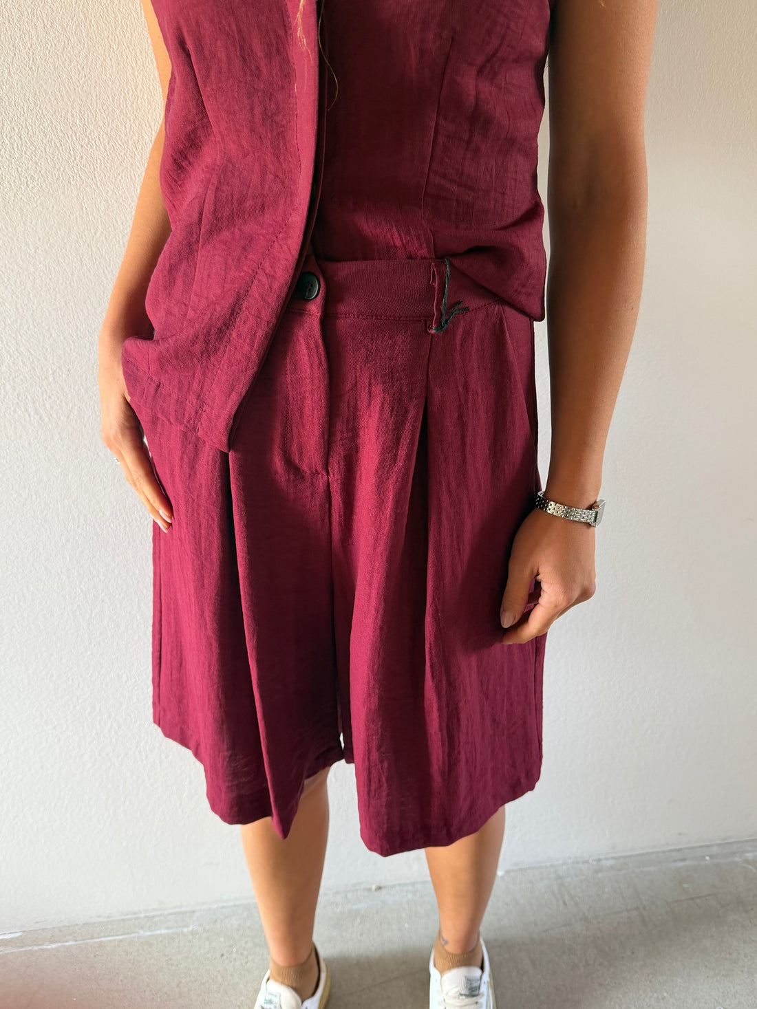 SHORT PLUTONE